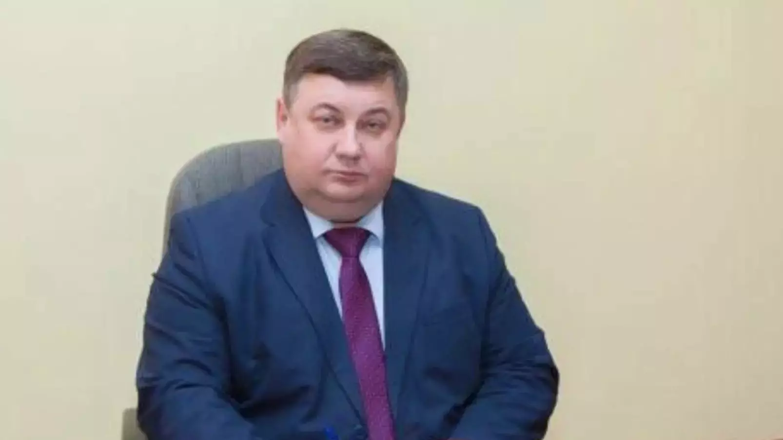 Политологи считают, что Котюков мог ошибиться и случайно уволить мэра Канска