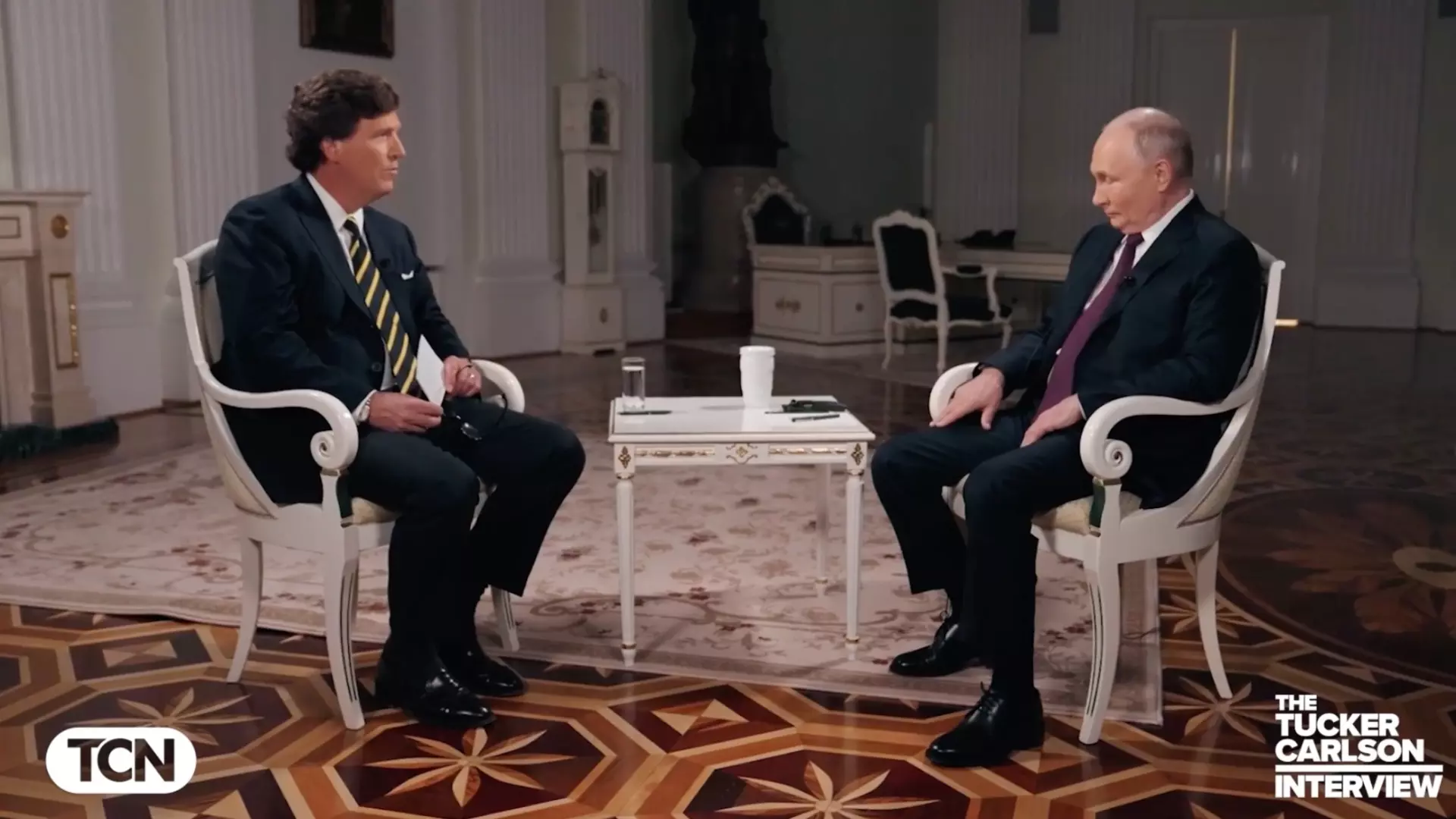 Путин дал интервью американскому журналисту Карлсону об СВО