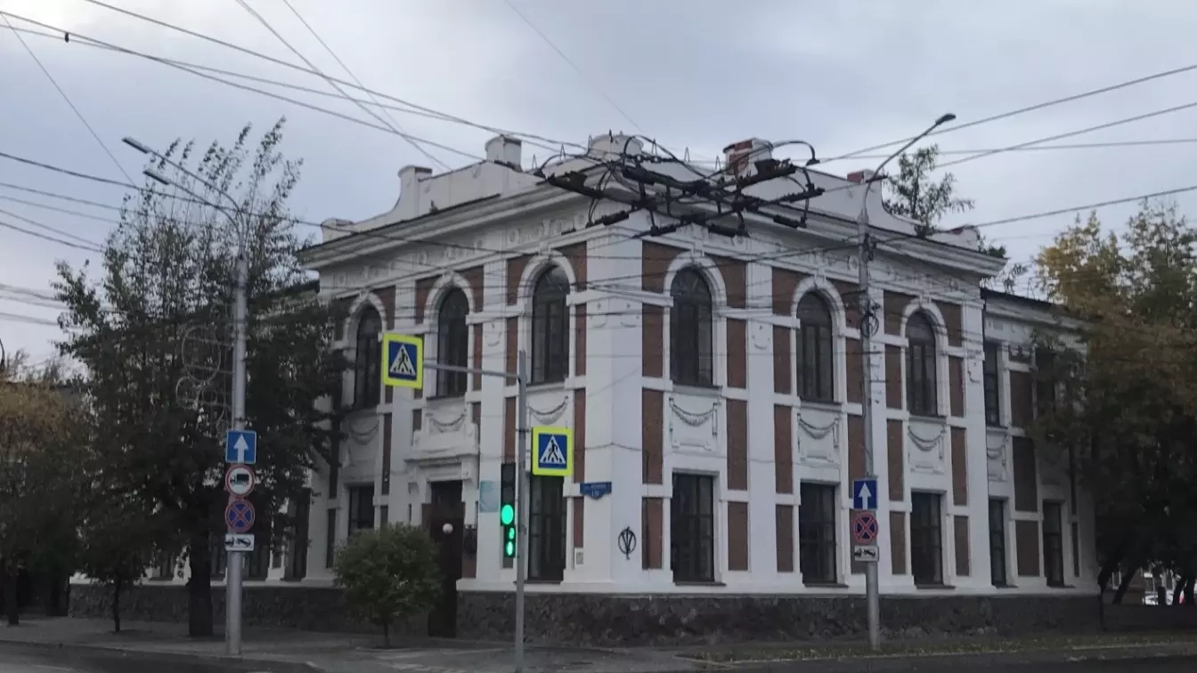 В Красноярске на Ленина за 19 млн отремонтируют историческое здание спортшколы