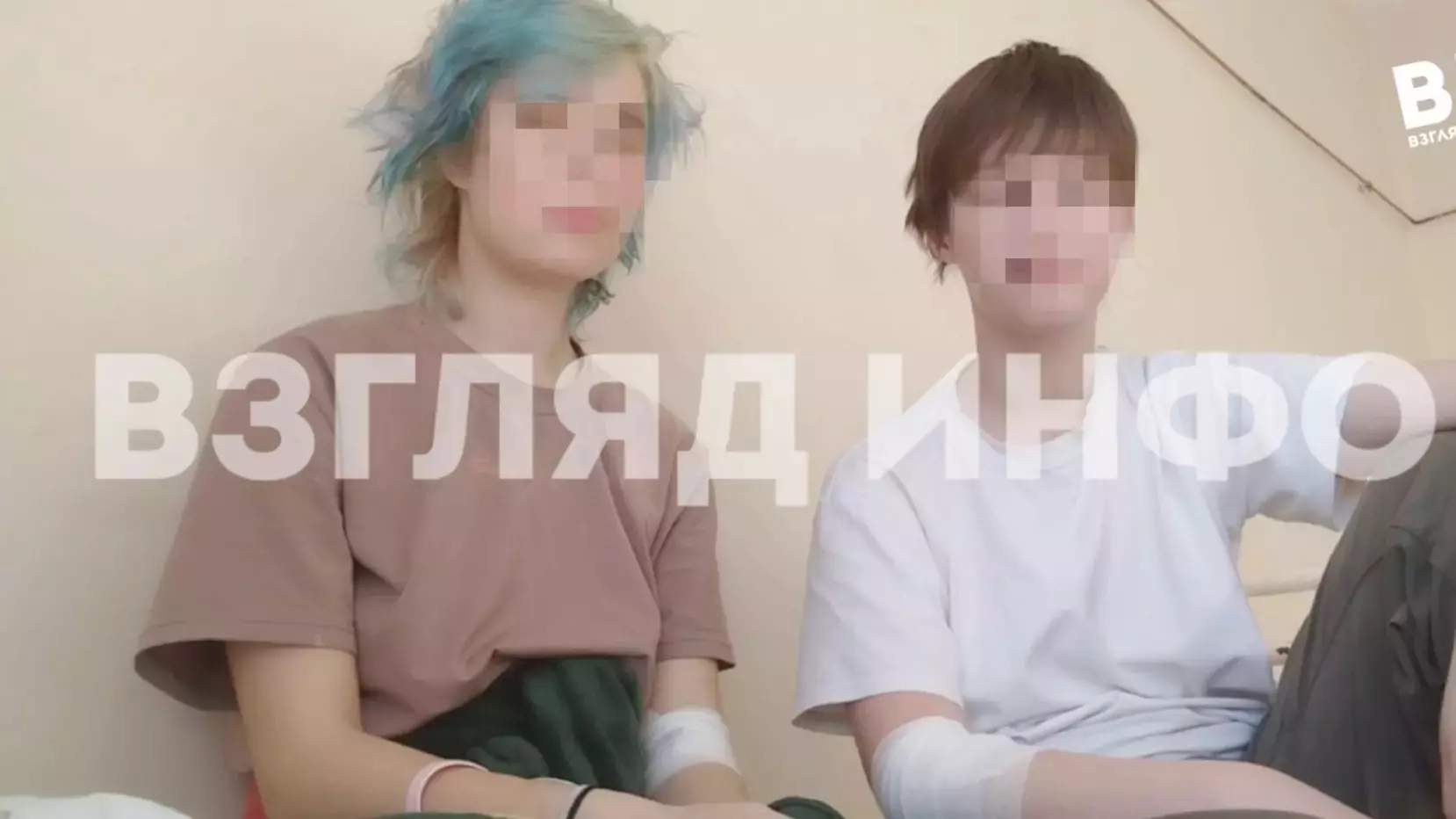 СК возбудил дело об избиении девушек из-за цветных коротких стрижек в Минусинске