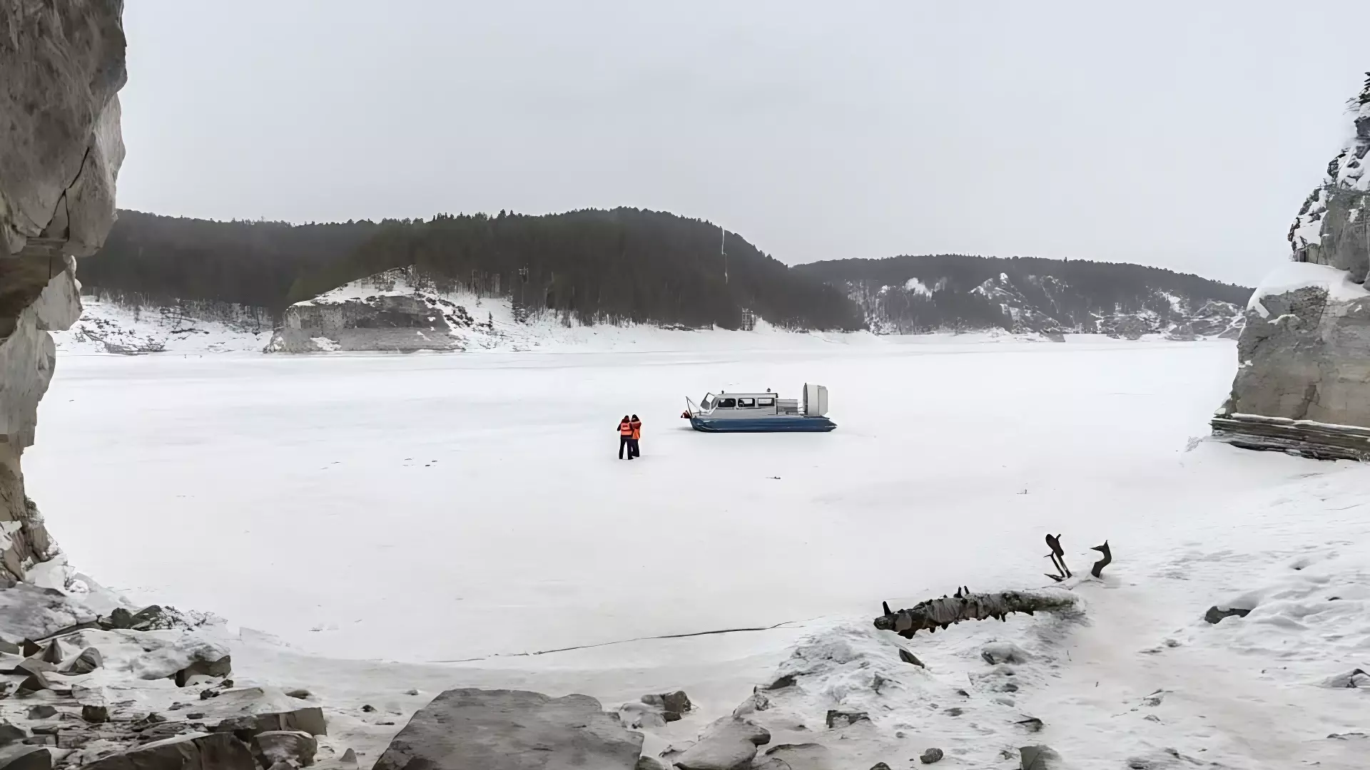 Все выезды на лед Красноярского водохранилища снова закроют