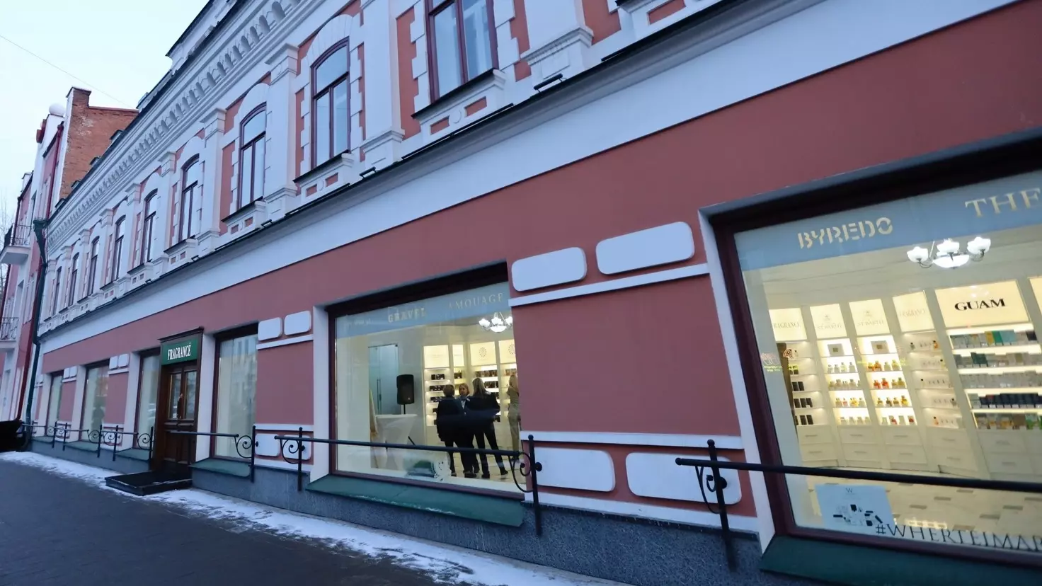 В историческом доме в центре Красноярска открыли бутик элитного парфюма