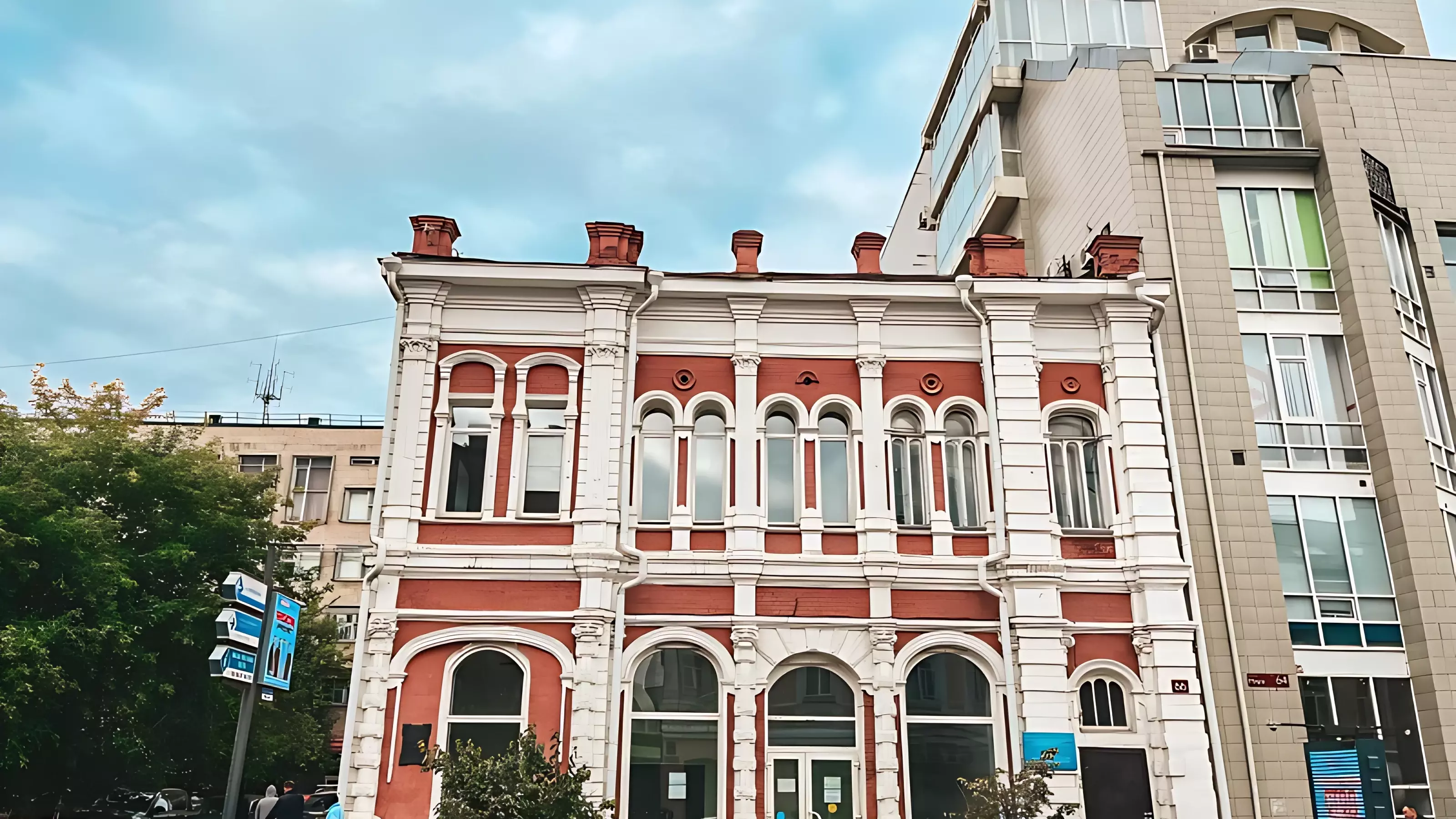 В Красноярске собираются продать два исторических здания XIX века в центре