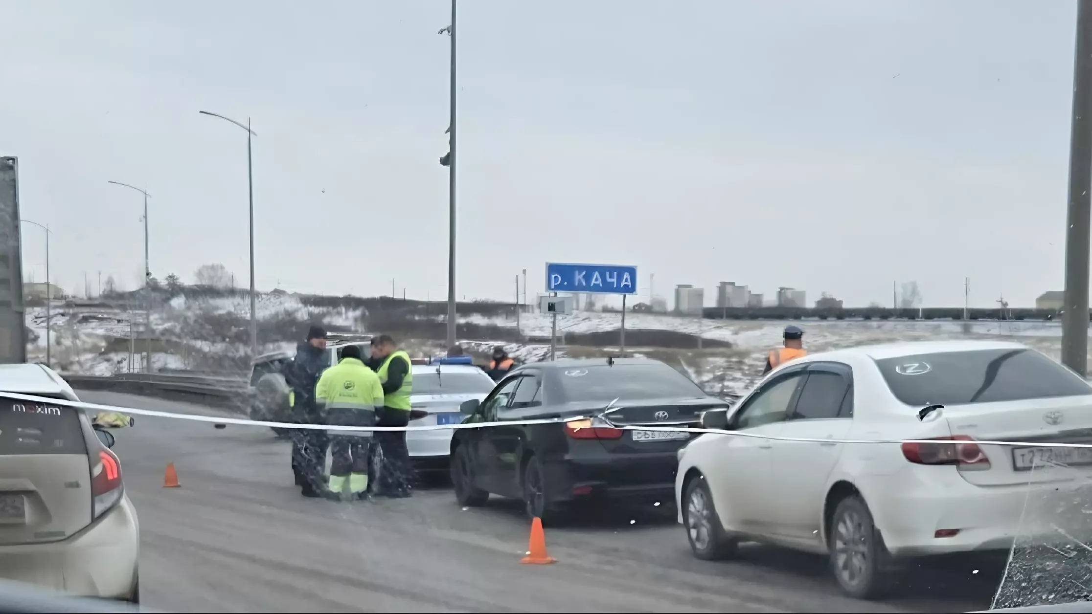 На Северном шоссе внедорожник насмерть сбил дорожного рабочего