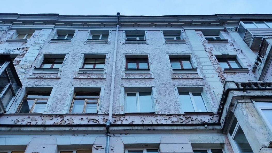 В мэрии Красноярска рассказали о причинах разрушения исторических домов в центре
