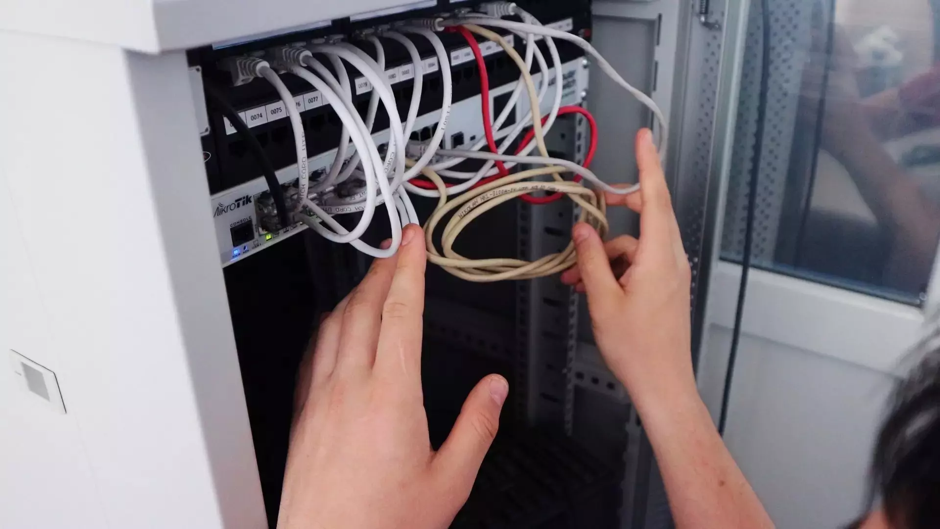 Красноярцам обещают починить интернет от «Ростелекома» только к вечеру