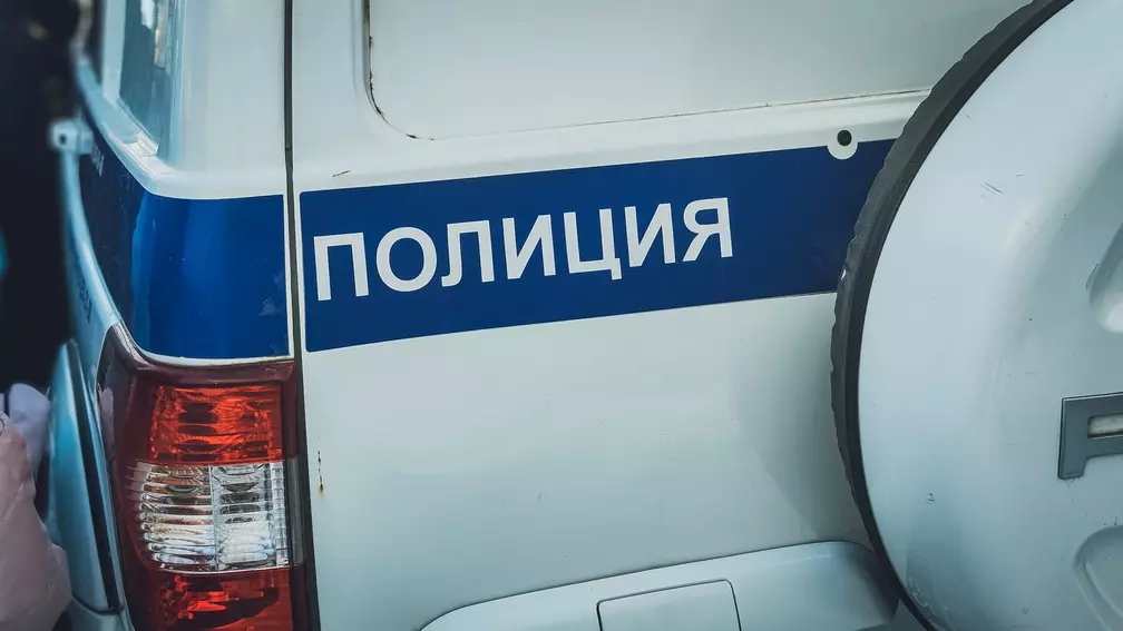 В Красноярске двое мужчин приняли прохожего за наркомана и ограбили его