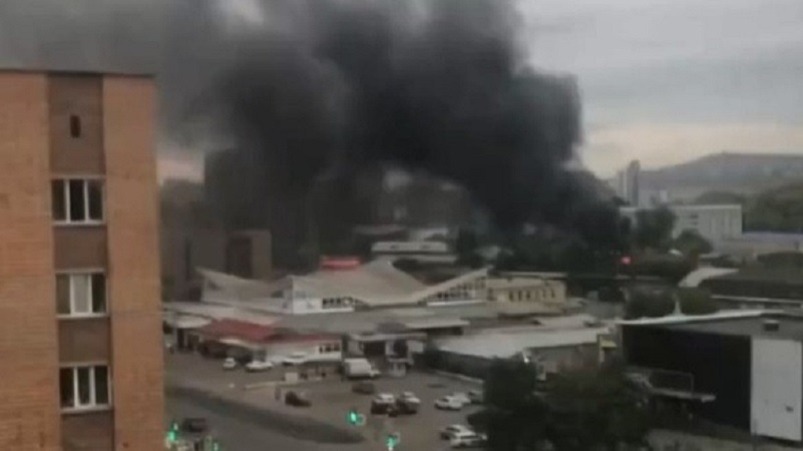 В районе Центрального рынка в Красноярске произошел пожар