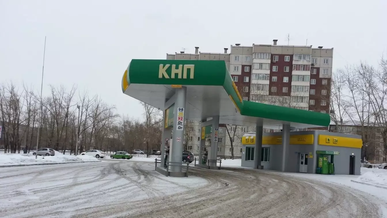 Цены на бензин в Красноярске снова немного снизили