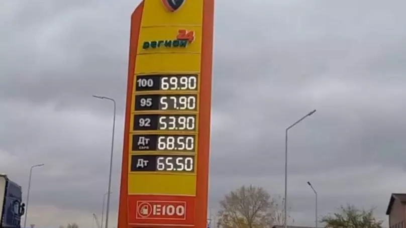 На одной из красноярских АЗС снизили цены на бензин