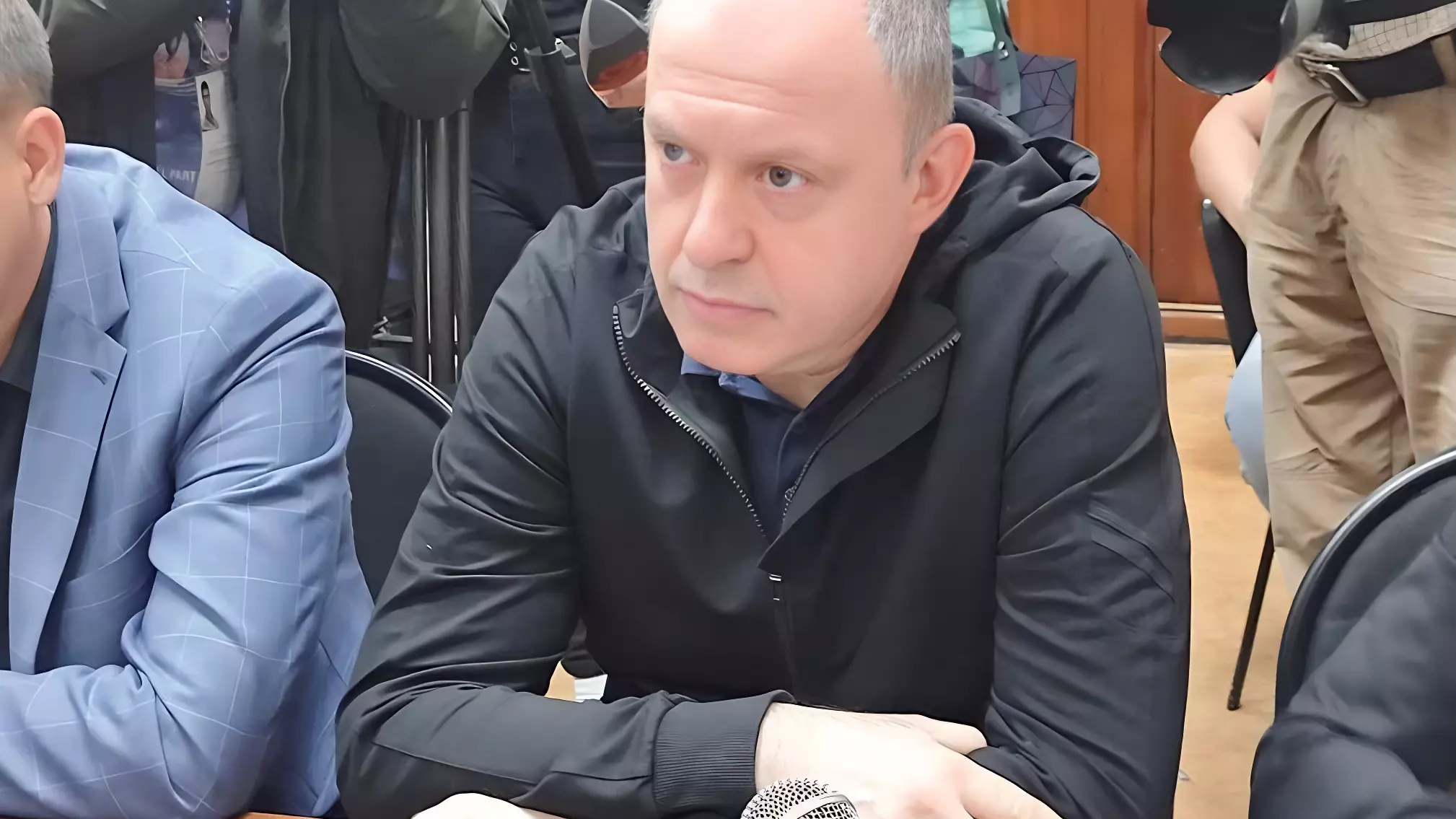 Уголовное дело Олега Митволя вернули в суд, чтобы адвокаты его изучили