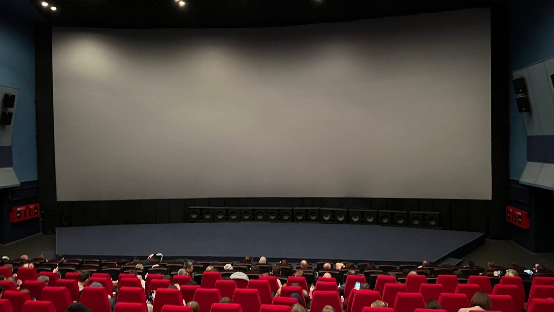 Красноярские кинотеатры снова перенесли «Барби» и анонсировали показы «Оппенгеймера»