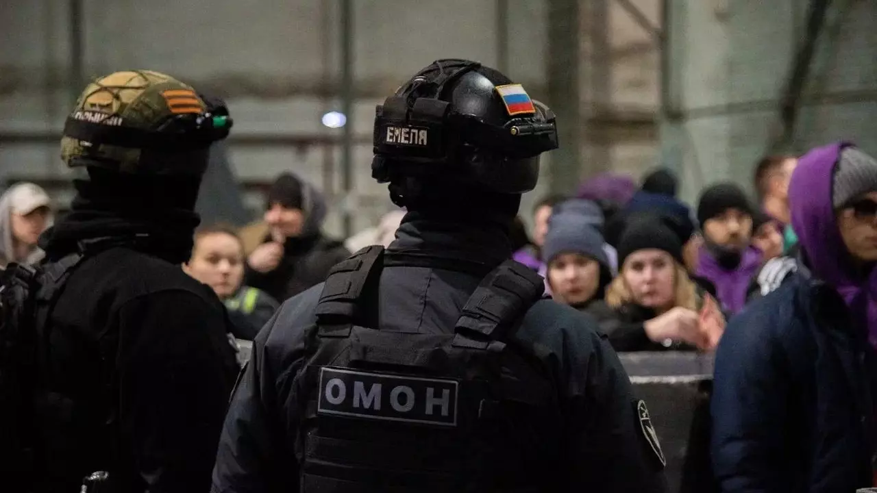 В Красноярске полиция отправила в военкомат ещё пятерых бывших мигрантов