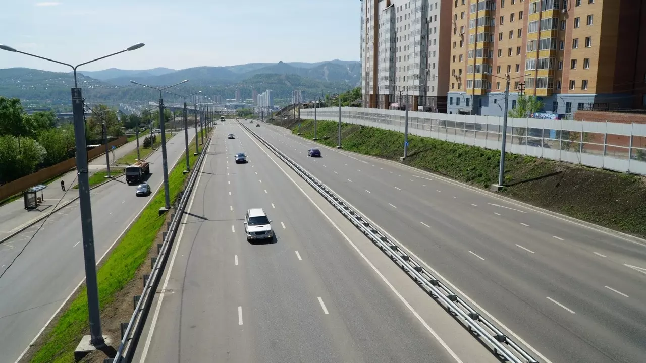 В Красноярске на ставший местом для гонок мост не планируют возвращать камеру